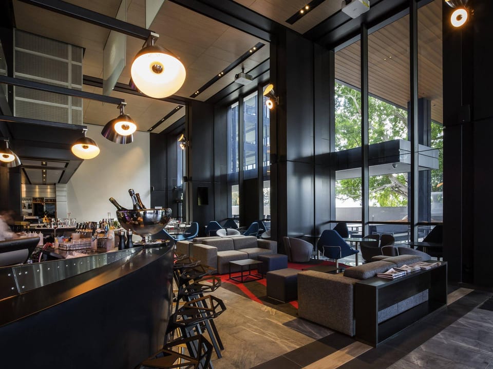 Bar/lounge