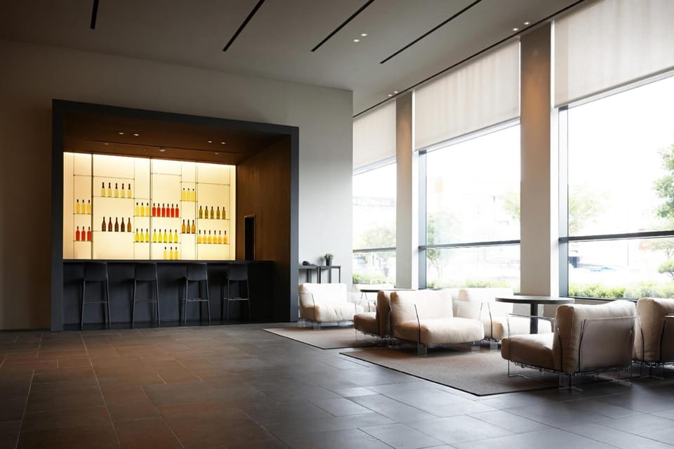 Bar/lounge