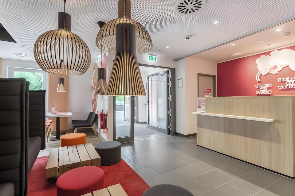 Serways Hotel Weisskirchen Nord  Hotel in Rodgau