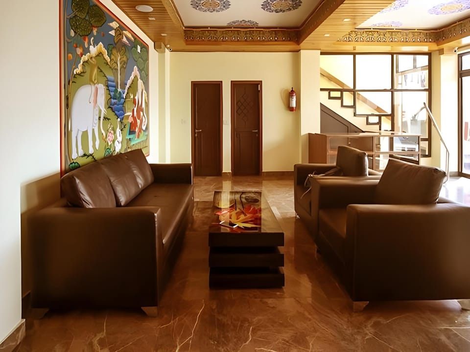 Hotel MMR Manor MG Marg Hotel in India