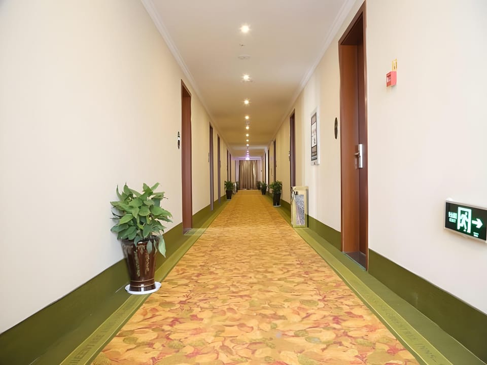 GreenTree Inn Wuxi Yixing Wanshi Wanshan Road Express Hotel Hotel in Suzhou