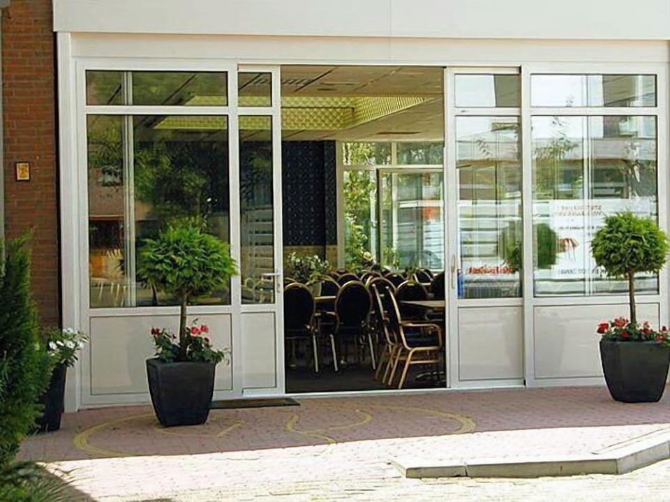 Hotel Zwanenburg Amsterdam Airport Hotel in Amsterdam