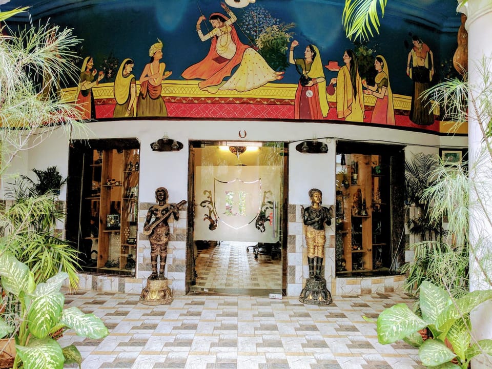Heritage Hotel Hotel in Lucknow