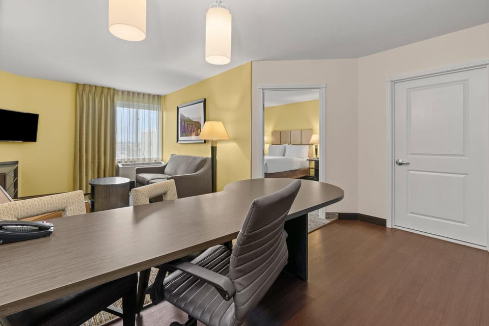 Suite room