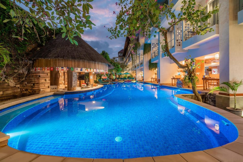 Swimming pool