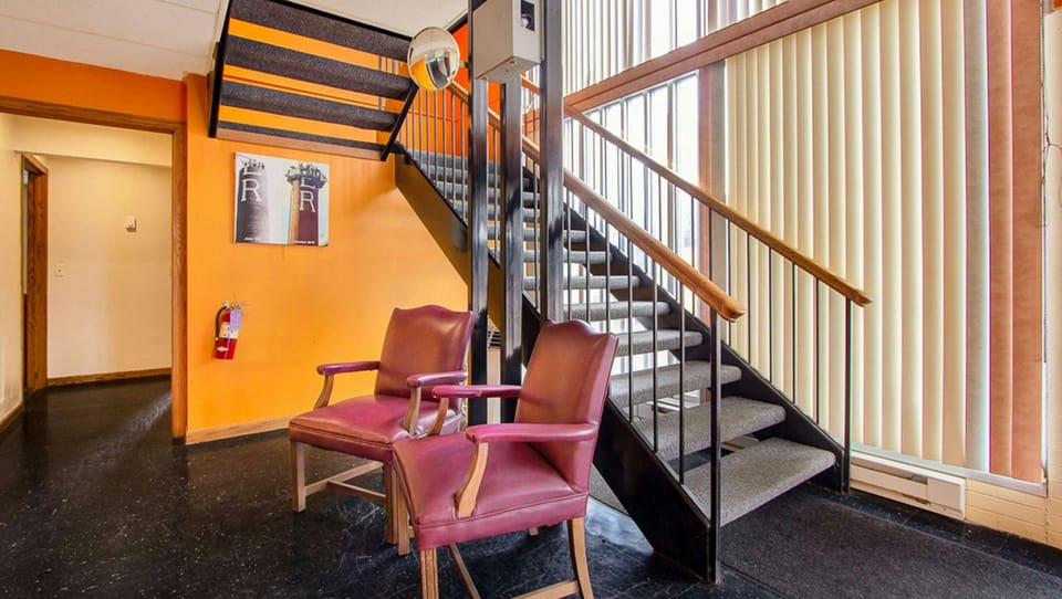 M Star Hotel North Canton Inn in North Canton