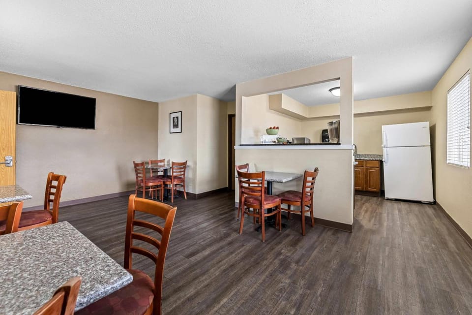 Rodeway Inn Rapid City North Hotel in Rapid City