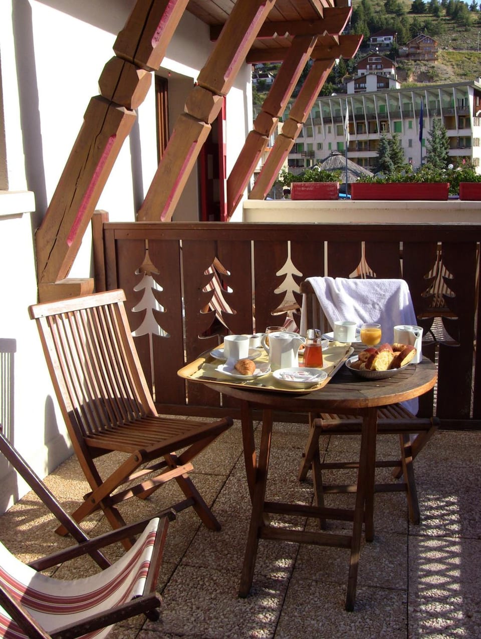 Le Chalet Suisse Hotel in Piedmont