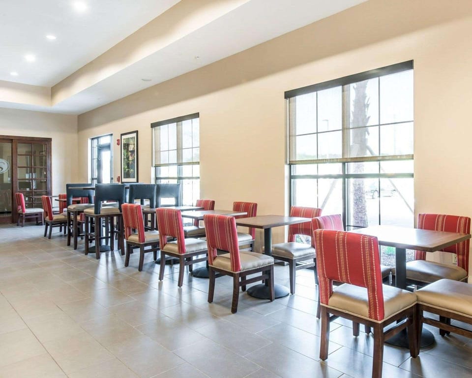 Comfort Suites Dunnellon near Rainbow Springs Hotel in Dunnellon