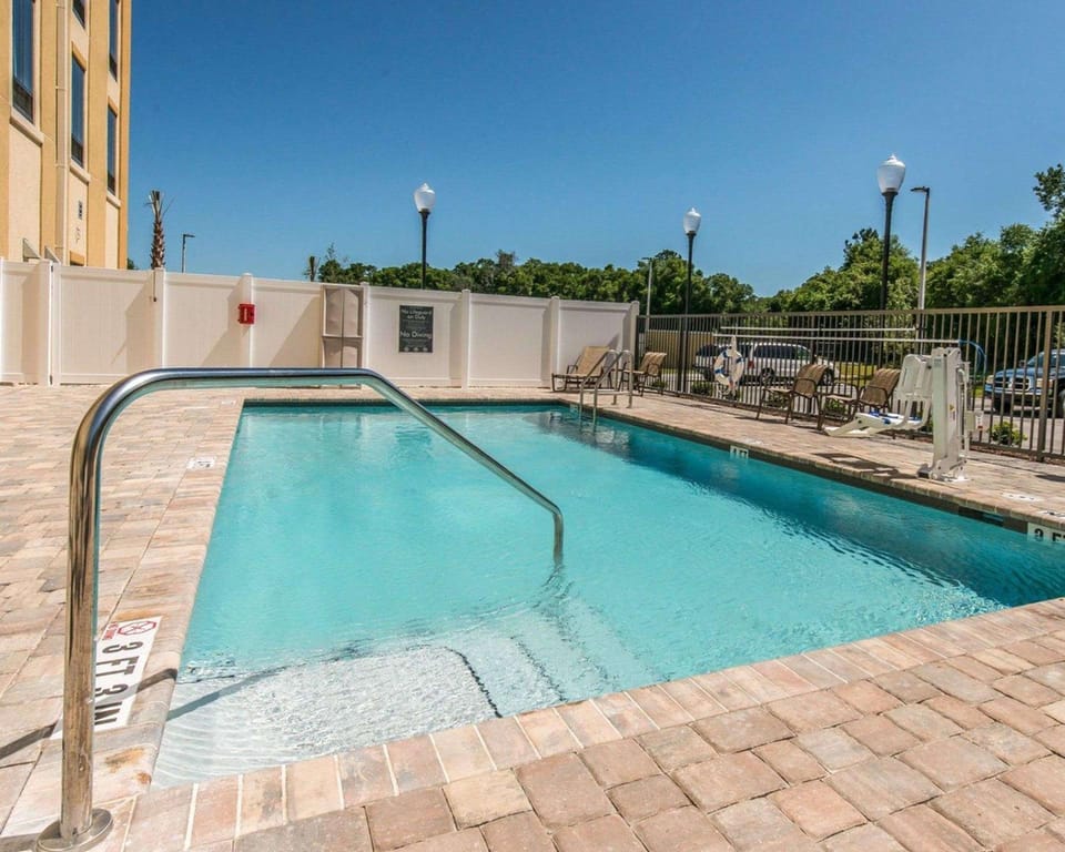 Comfort Suites Dunnellon near Rainbow Springs Hotel in Dunnellon