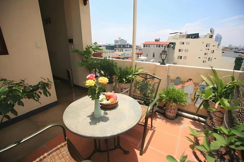 Lucky 2 Hotel & Travel Hotel in Hanoi