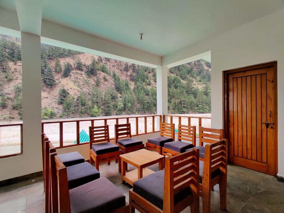 Prakriti-The Retreat Hotel in Uttarakhand