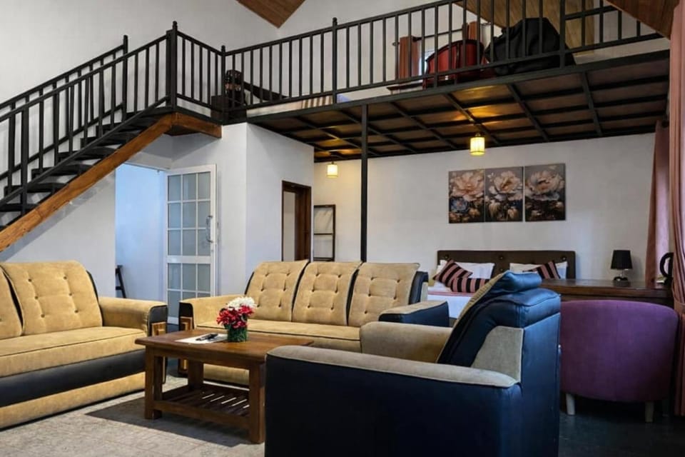 Hill Cool Restaurant Hotel in Central Province