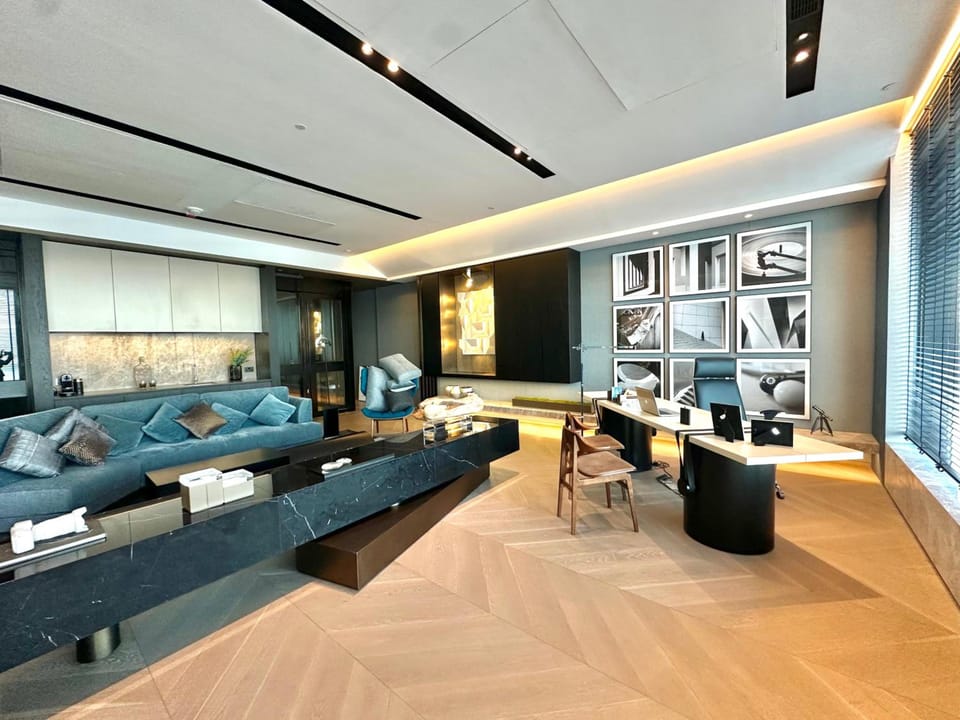 The Connaught Hotel in Hong Kong