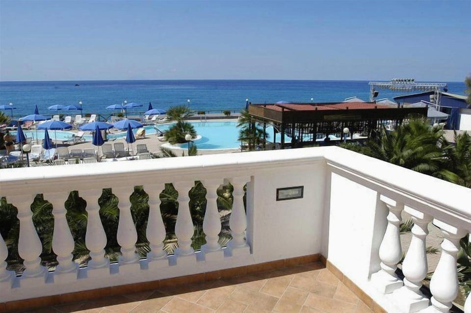 Villaggio Hotel Agrumeto Apartment hotel in Calabria