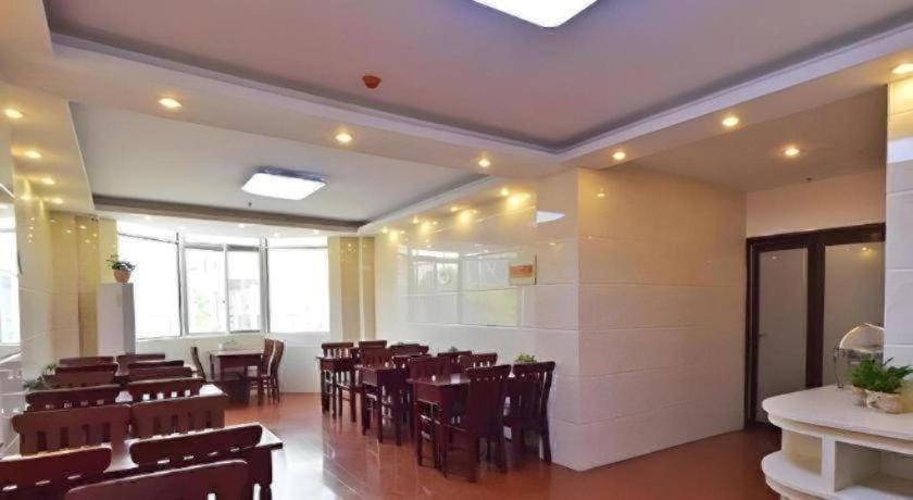 GreenTree Alliance Jiangsu Yangzhou Hanjiang Middle Road Libao Square Hotel Hotel in Jiangsu