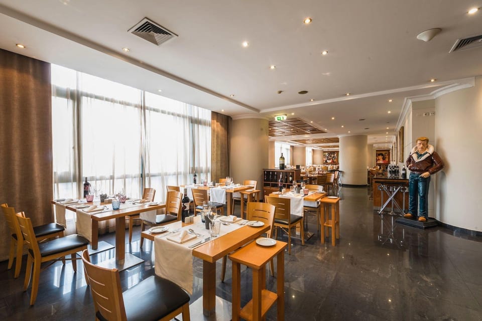 Vila Gale Porto Hotel Hotel in Porto