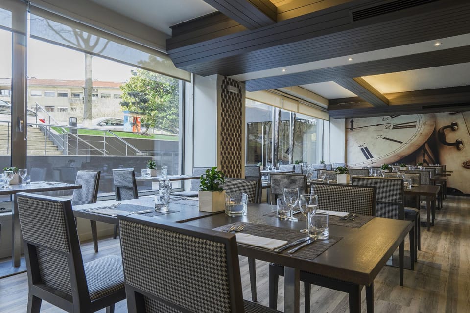 HF Tuela Porto Hotel Hotel in Porto