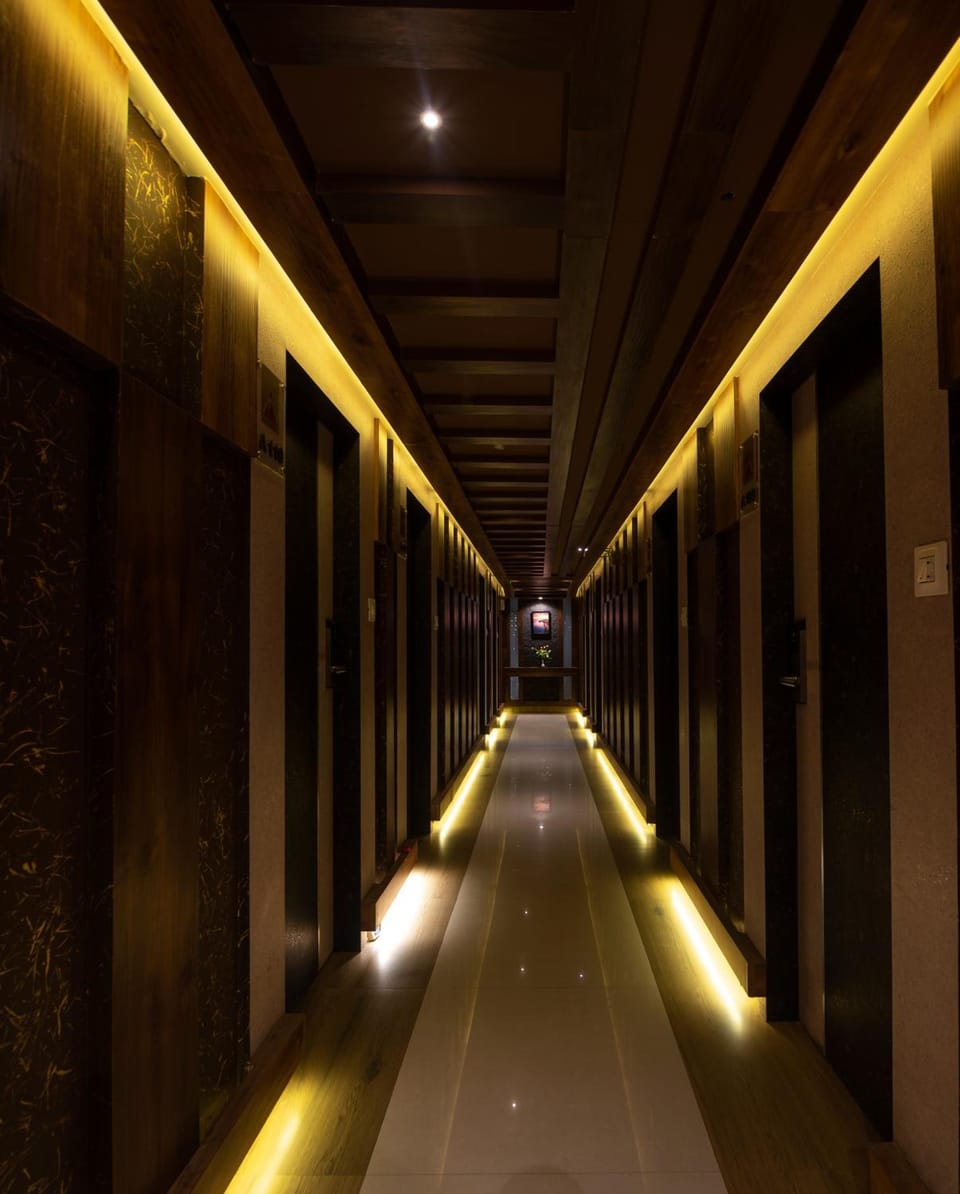 Hotel Monarch International Hotel in Bengaluru