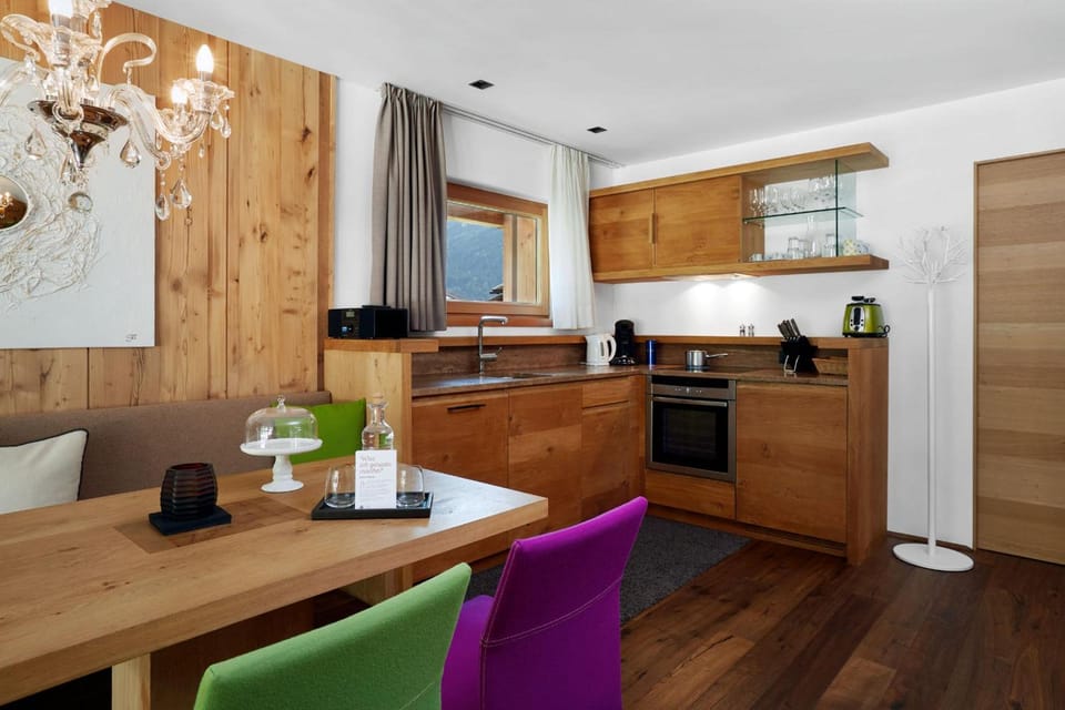 Small Luxury Hotel of the World - DasPosthotel Hotel in Zell am Ziller