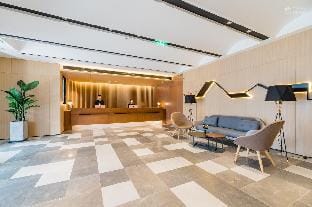 Atour Hotel Hangzhou Huajiachi Fengqi Dong Road Hotel in Hangzhou
