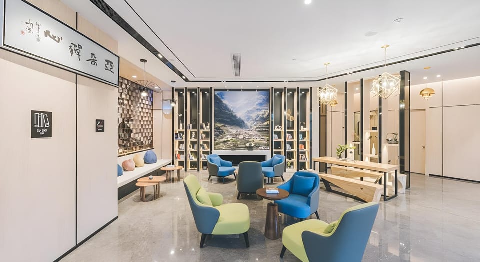 Atour Hotel Haining Leather City Nanguanxiang Hotel in Hangzhou