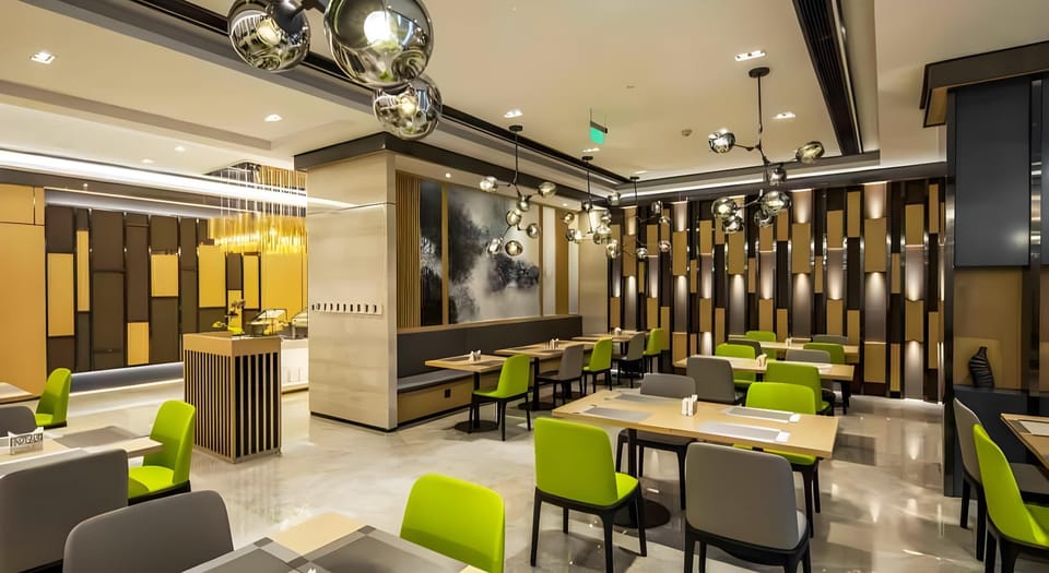 Atour Hotel Lianyungang Shidai Square Hotel in Jiangsu