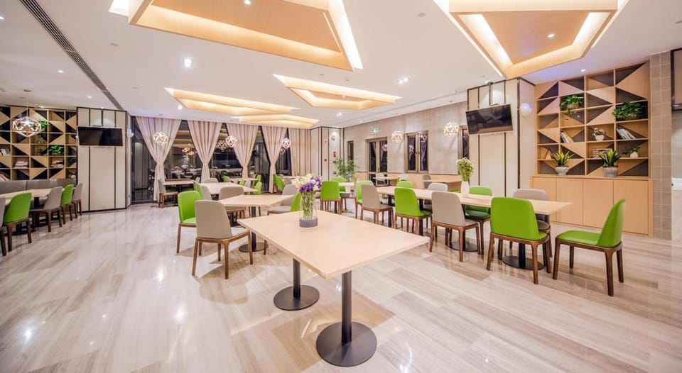 Atour Hotel Nanjing South Railway Station Shengtai Xi Road Hotel in Nanjing