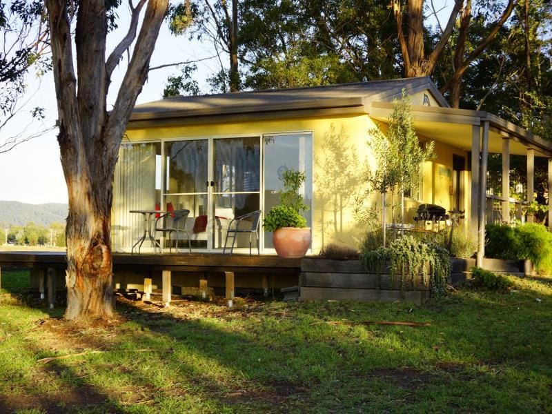 Pelican Point Sanctuary Apartment hotel in St Helens