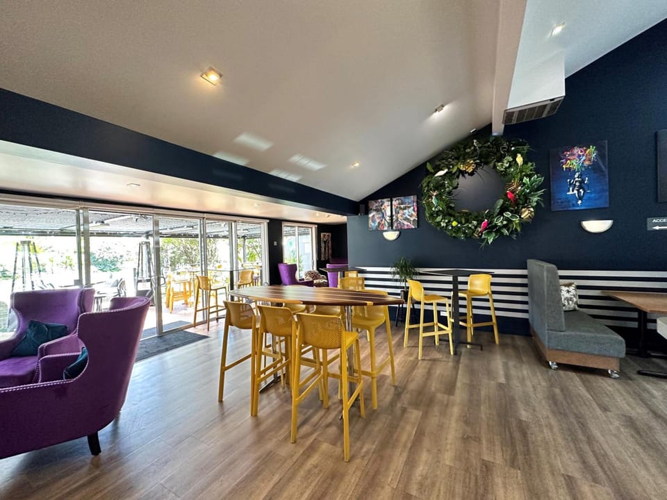 Tides Hotel Hotel in Nelson