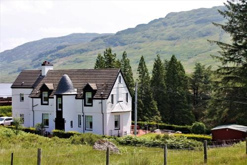 Loch Arklet House Hotel in Scotland