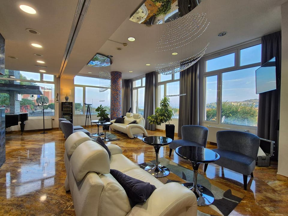 Hotel Oleander - Oleander Resort Hotel in Slovenia