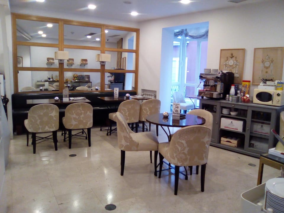 Bar/lounge
