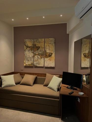 Hotel Everest - Bar e Ristorante Hotel in Marche