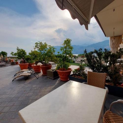 Villa Treccani Apartments Hotel in Malcesine