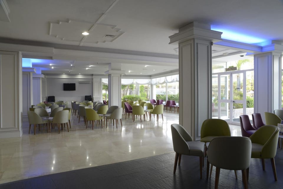 Bar/lounge