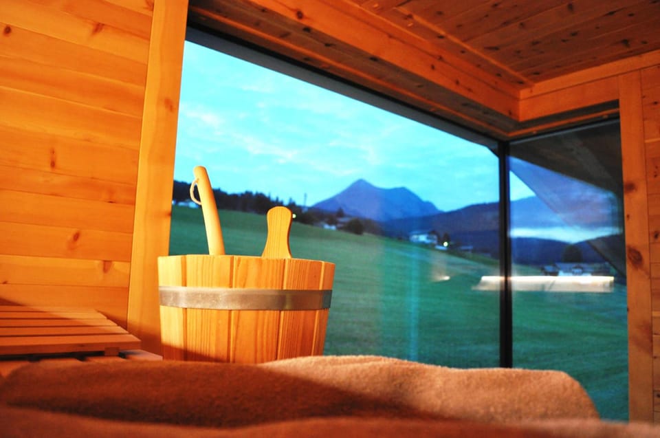Hotel Kristall Hotel in Trentino-South Tyrol