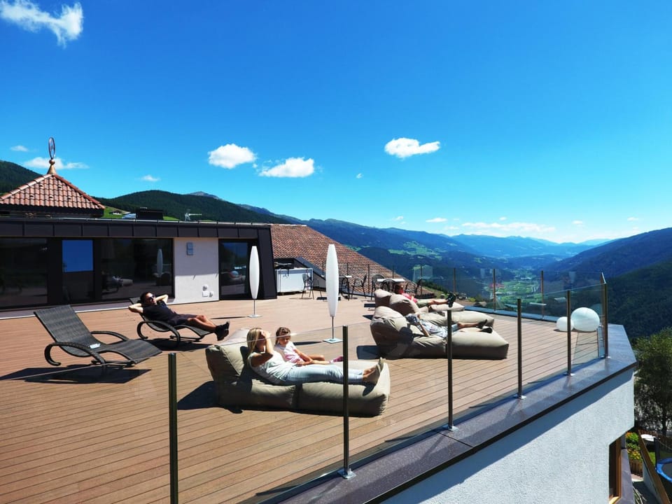 Hotel Kristall Hotel in Trentino-South Tyrol