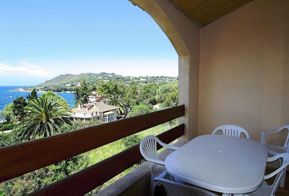 Residence I Delfini Apartment hotel in Corsica