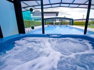 Hot tub