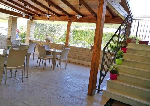 Pit Lane AFFITTACAMERE Hotel in Marche