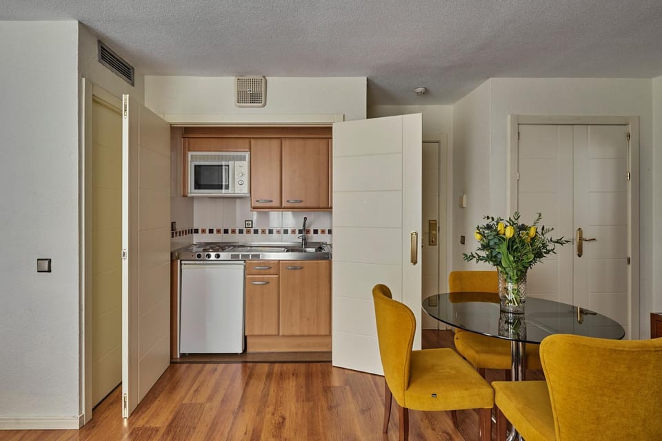 Apartamentos Juan Bravo Apartment hotel in Madrid