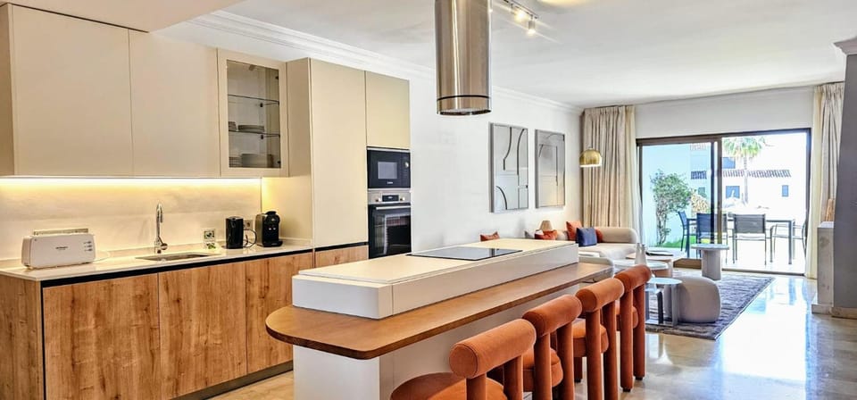 Coral Beach Aparthotel Apartment hotel in Marbella