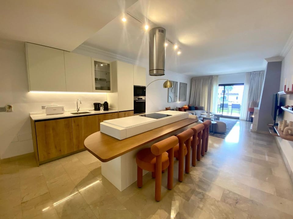 Coral Beach Aparthotel Apartment hotel in Marbella