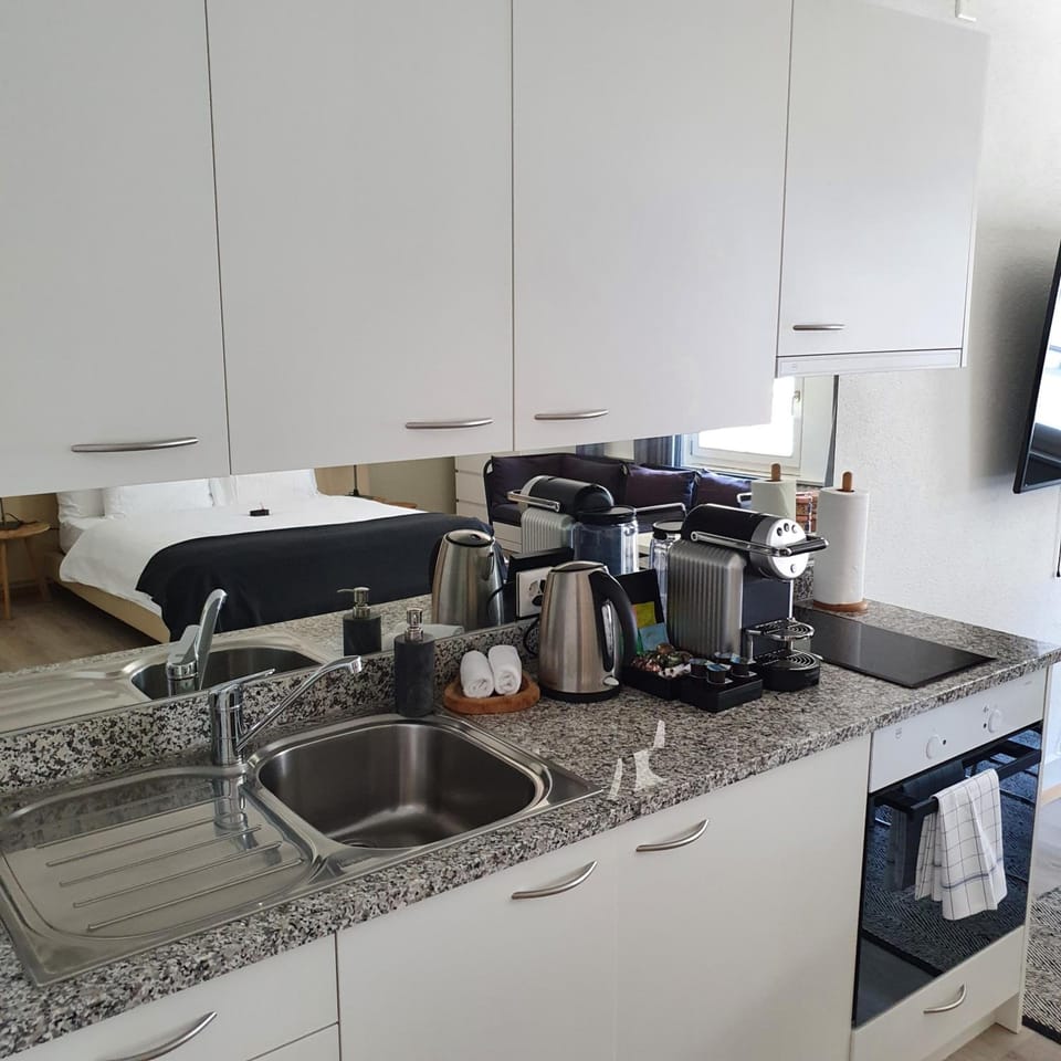 Top city center location by Airhome Hotel in Zug