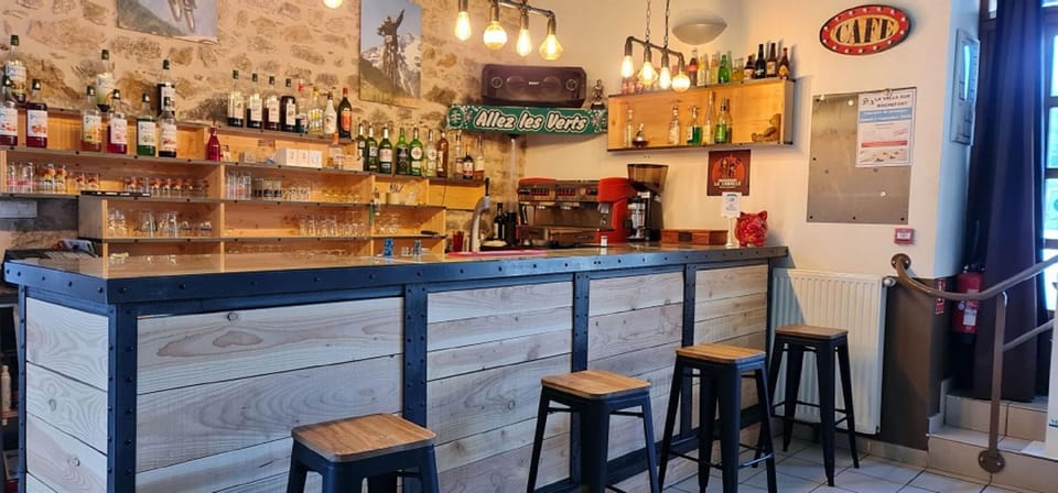 L'auberge De La Source Inn in Auvergne-Rhône-Alpes