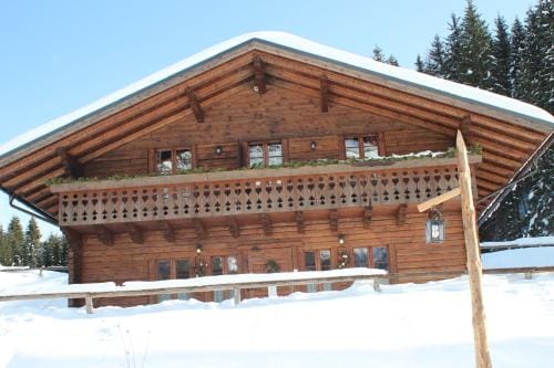 Eirl DOLOMITES Retreat Sappada Hotel in Friuli-Venezia Giulia