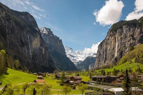Schutzenbach Backpackers For Adults 18-34 years only Hostel in Lauterbrunnen