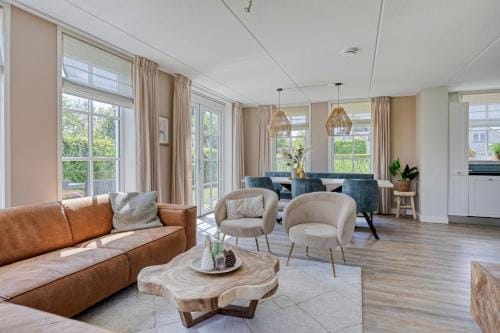 Buitenplaats Witte Raaf aan Zee Hotel in Noordwijkerhout