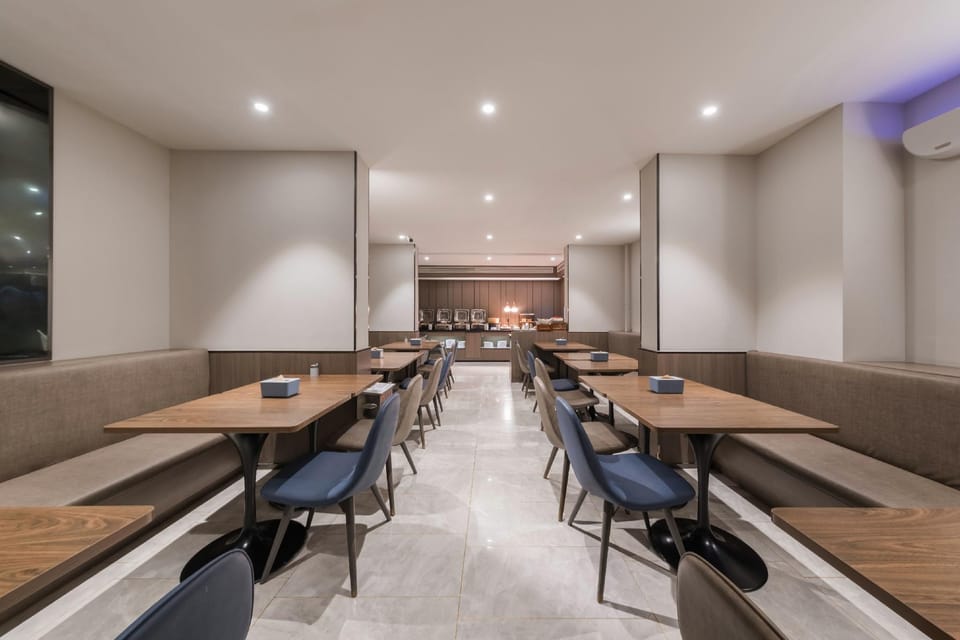 Hanting Hotel Beijing Zhaoyang Station Hotel in Beijing